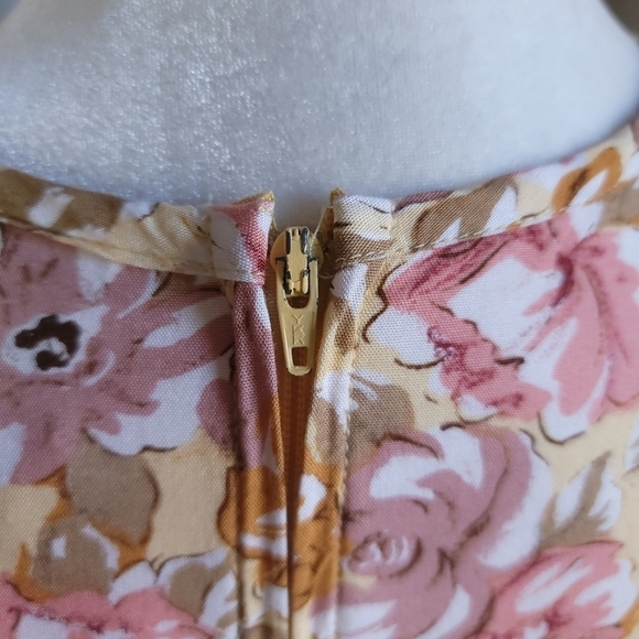 Vintage 90s Romantic Floral Pleat Front Knee Length Dress Bentley Yellow Pink 6 - Picture 13 of 16